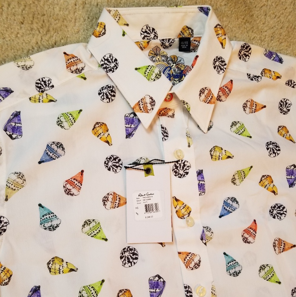 Nwt Robert graham maca bana b shirt size xs